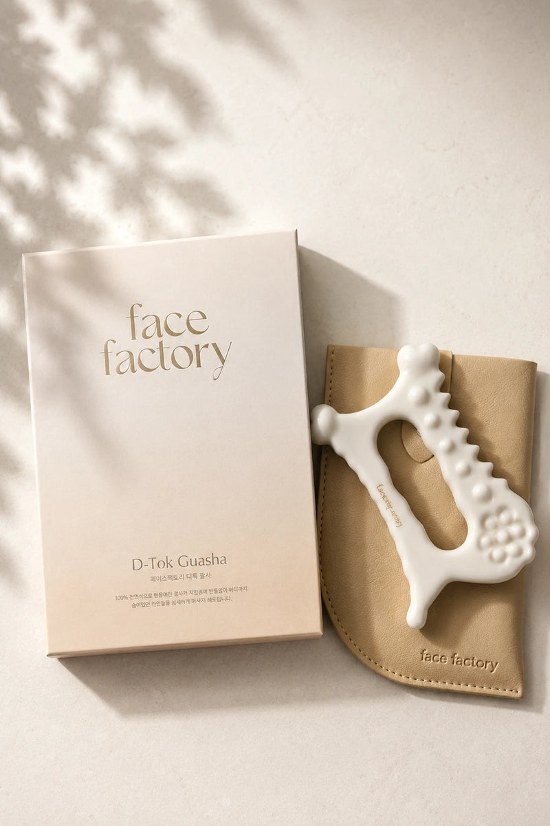 D-TOK Gua Sha Massager POOM · herramienta de masaje facial y corporal para drenaje linfático, microcirculación y redefinición del contorno facial · método POOM cosmética sanitaria coreana